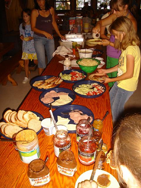 file0082.JPG - Simple brakefast, yeah.........