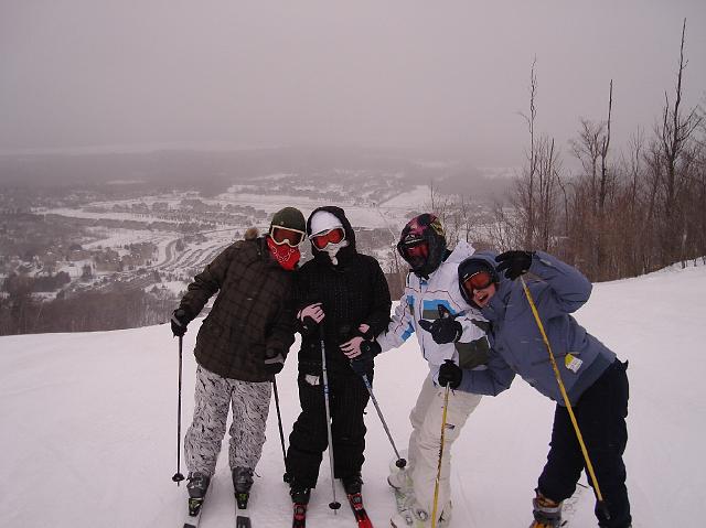 file0029.JPG - Black diamond run behind us,,,,Kasia did it with the smile....:)))
